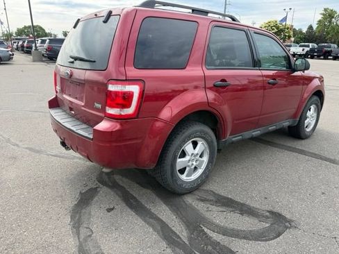 Used 2012 Ford Escape XLT AWD/4WD image 10