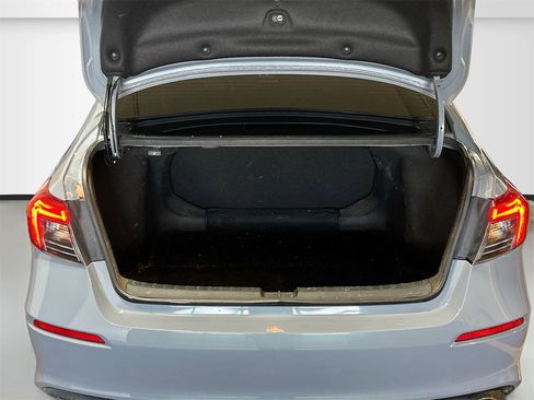 Used 2023 Honda Civic Sport image 24