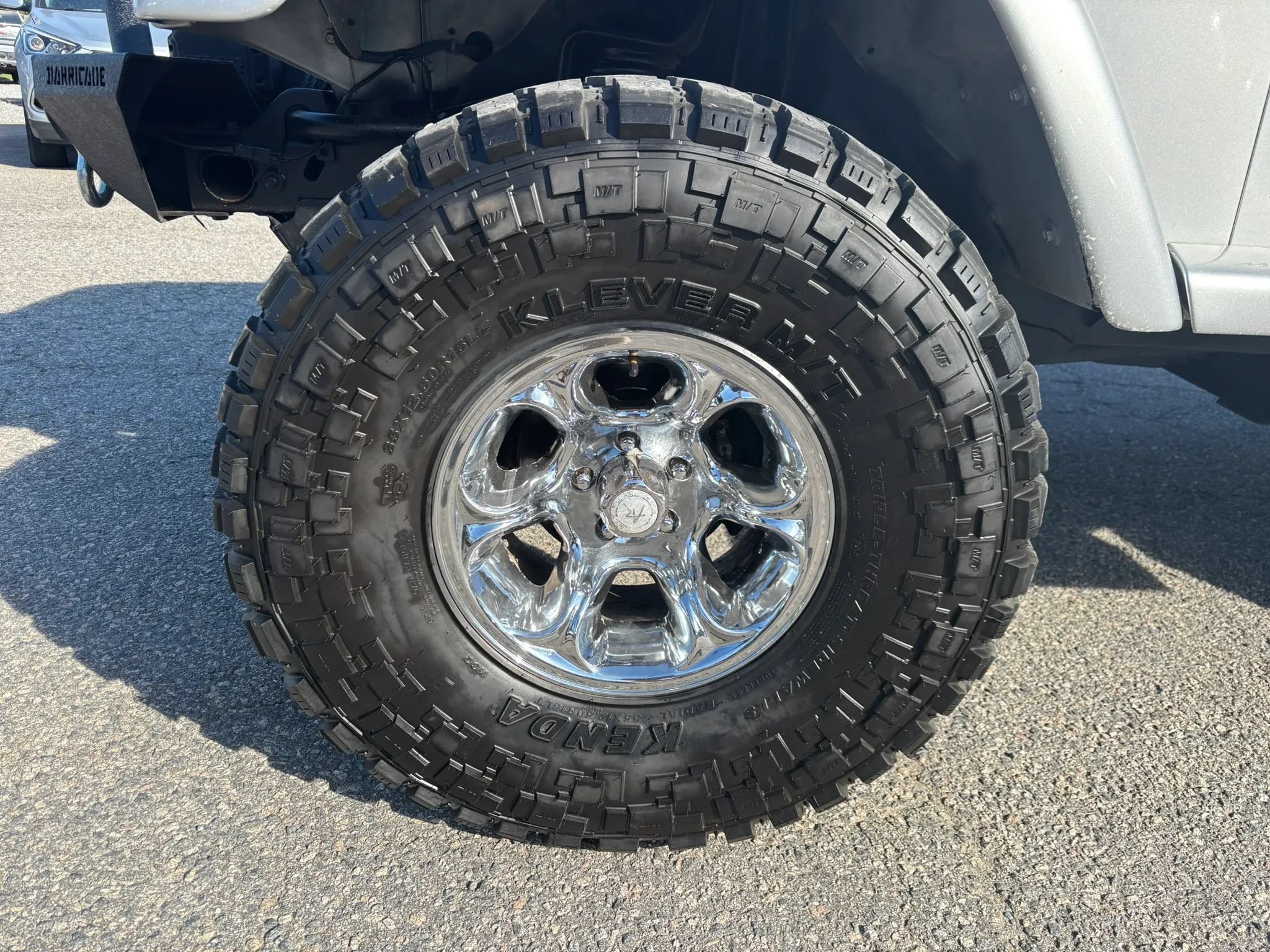 Used 2004 Jeep Wrangler 4WD w/ Dual Top Group image 10