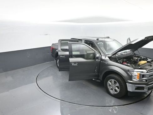 Used 2020 Ford F150 XLT w/ Equipment Group 302A Luxury AWD/4WD image 34