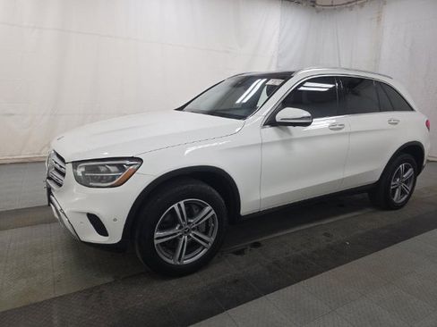 Used 2022 Mercedes-Benz GLC 300 4MATIC w/ Multimedia Package Lite image 1