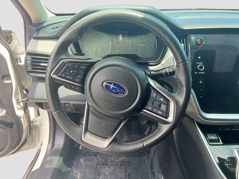 Used 2025 Subaru Outback Premium w/ Popular Package #1A AWD/4WD image 11