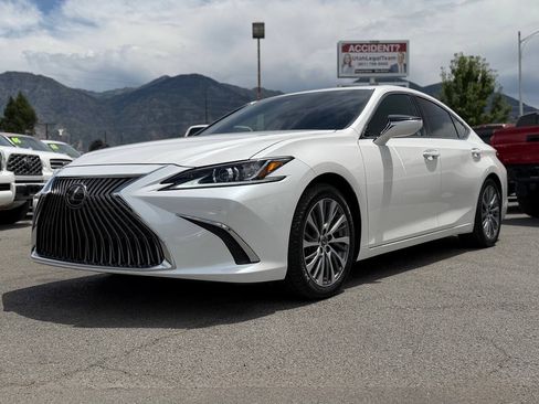 Used 2020 Lexus ES 350 w/ Premium Package FWD image 14