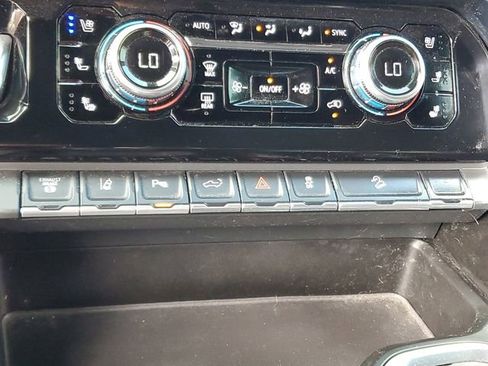 Used 2024 GMC Sierra 2500 Denali Ultimate w/ Max Trailering Package AWD/4WD image 24