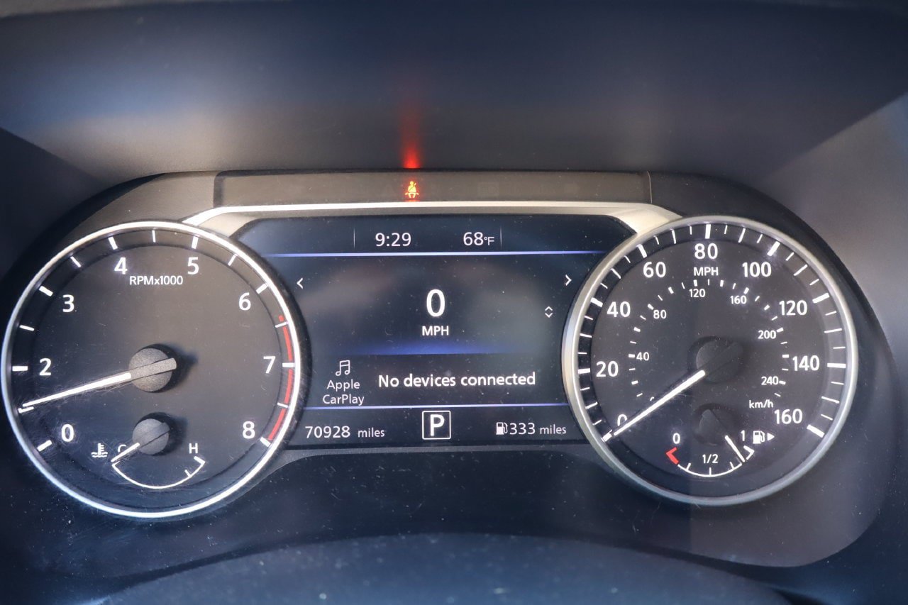 Used 2024 Nissan Sentra SR w/ SR Premium Package FWD image 10