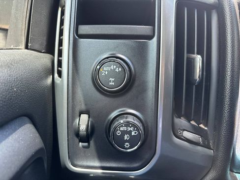 Used 2017 Chevrolet Silverado 1500 LT w/ High Desert Package AWD/4WD image 11