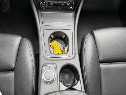 Used 2019 Mercedes-Benz GLA 250 image 45