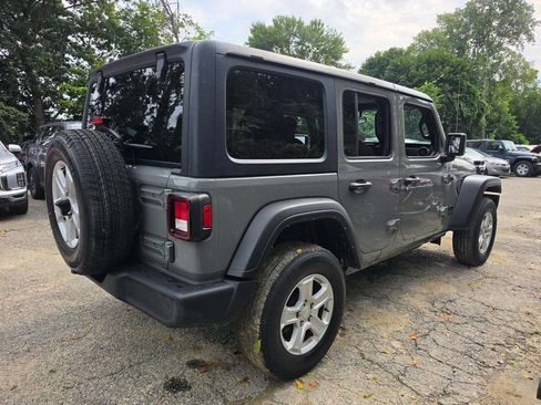Used 2022 Jeep Wrangler Unlimited Sport AWD/4WD image 2