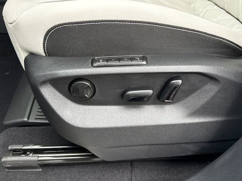 Certified 2025 Volkswagen Atlas Cross Sport SEL Premium R-Line image 13