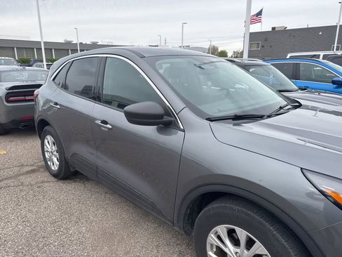 Used 2024 Ford Escape Active AWD/4WD image 9