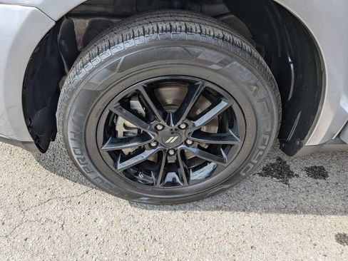 Used 2019 Dodge Journey SE w/ Connectivity Group FWD image 27