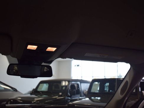 Used 2018 RAM 1500 Big Horn RWD image 39