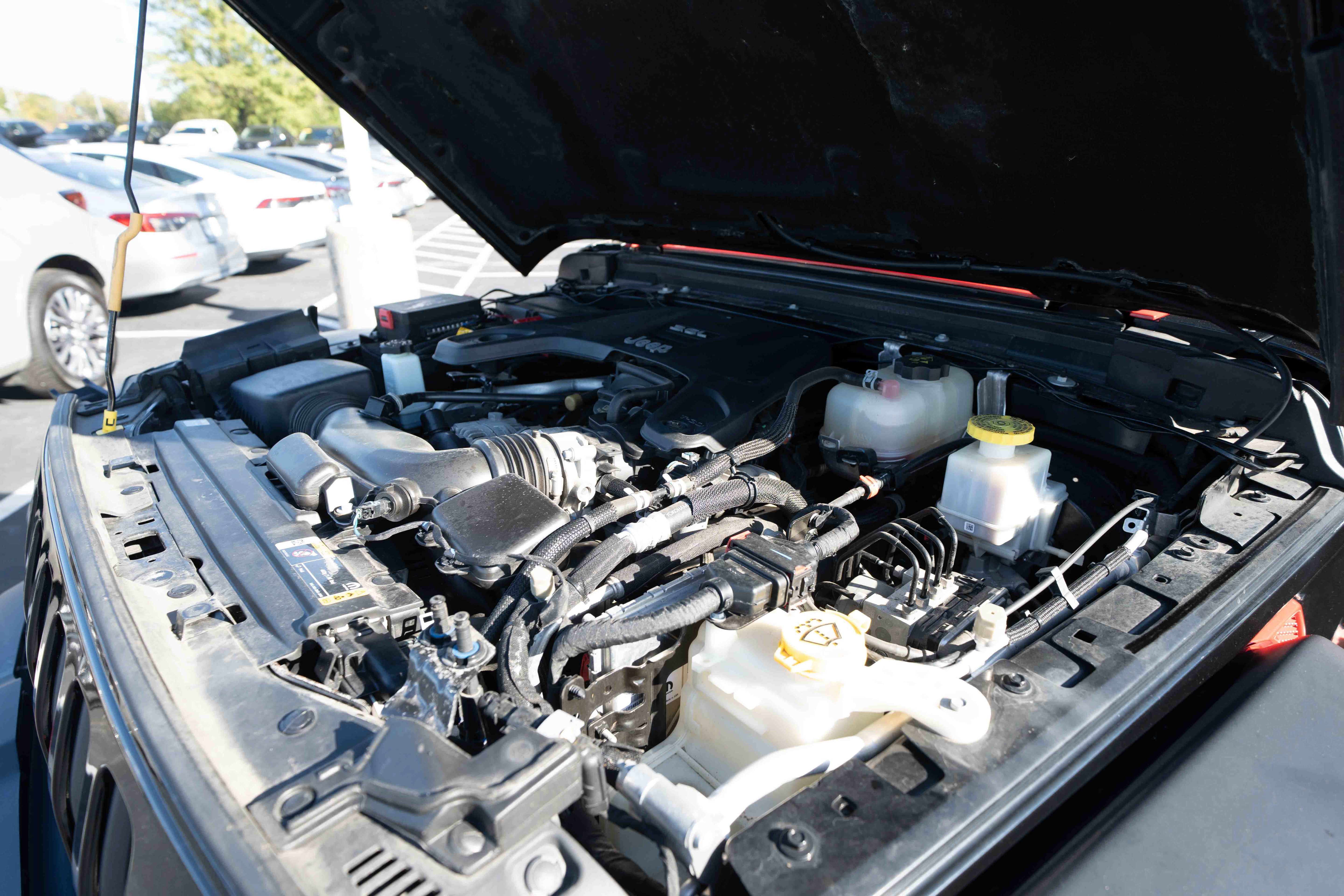 Used 2021 Jeep Gladiator Rubicon AWD/4WD image 32