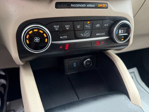 Used 2020 Ford Escape SE AWD/4WD image 29