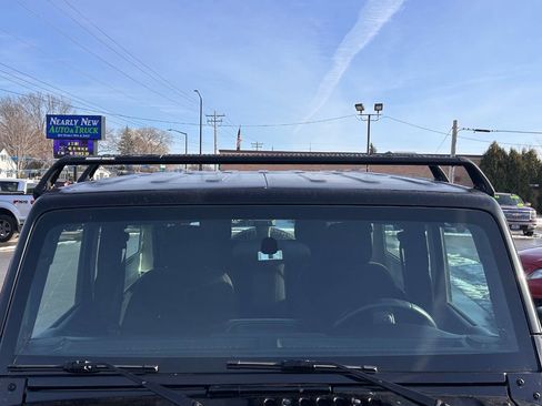 Used 2017 Jeep Wrangler Sport w/ Connectivity Group image 26