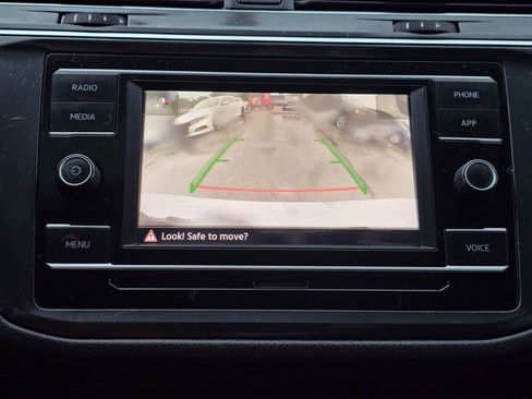 Used 2022 Volkswagen Tiguan S AWD/4WD image 17