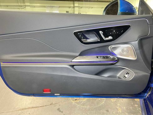 New 2025 Mercedes-Benz CLE 300 4MATIC Coupe image 17