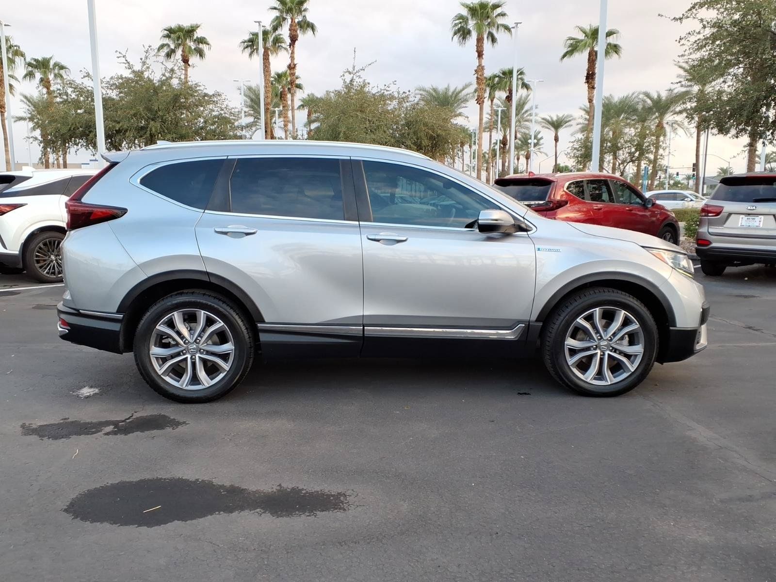 Used 2021 Honda CR-V Touring image 3