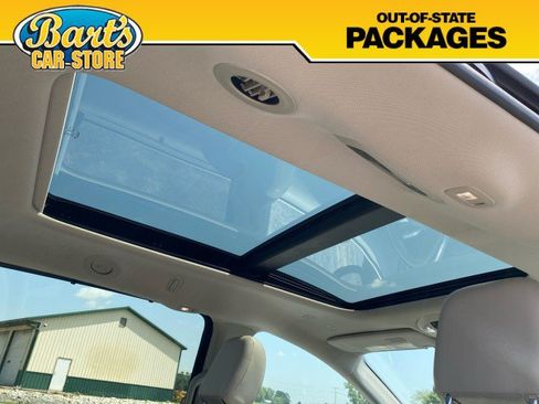 Used 2020 Chrysler Pacifica Limited w/ Advanced Safetytec Group FWD image 13