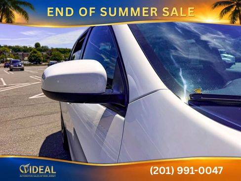 Used 2016 Jeep Cherokee Latitude w/ Cold Weather Group AWD/4WD image 36
