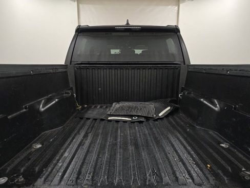 Used 2024 Toyota Tacoma SR image 5