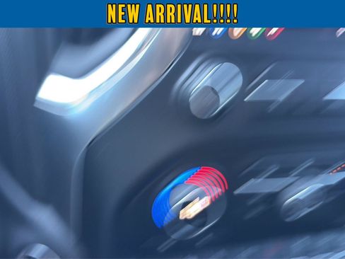Used 2019 Chevrolet Silverado 1500 LT Trail Boss AWD/4WD image 19