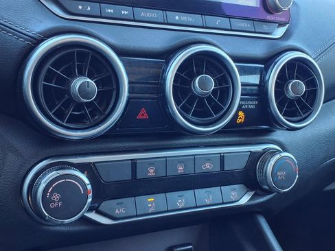 Used 2023 Nissan Sentra SV image 11