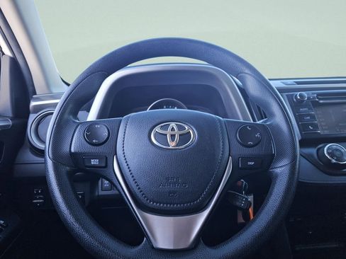 Used 2016 Toyota RAV4 LE image 30