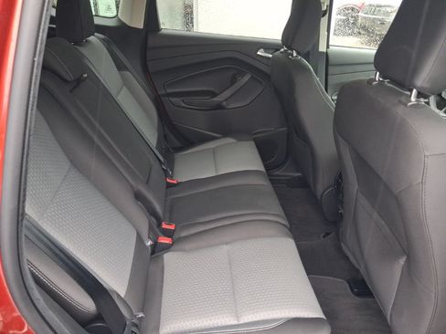 Used 2019 Ford Escape SE FWD image 22