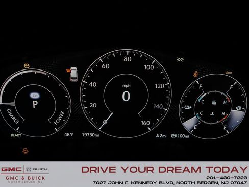 Used 2024 MAZDA CX-90 Plug-In Hybrid w/ Preferred image 17