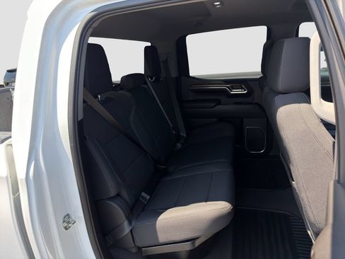 Used 2022 Chevrolet Silverado 1500 RST AWD/4WD image 19