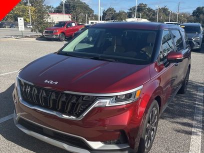 Used 2022 Kia Carnival EX