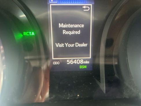 Used 2018 Toyota Camry SE w/ Convenience Package FWD image 22