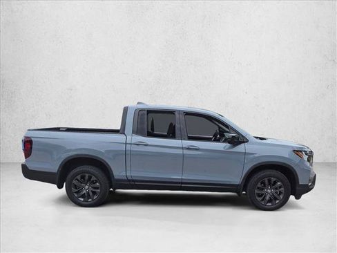 Used 2023 Honda Ridgeline Sport image 4