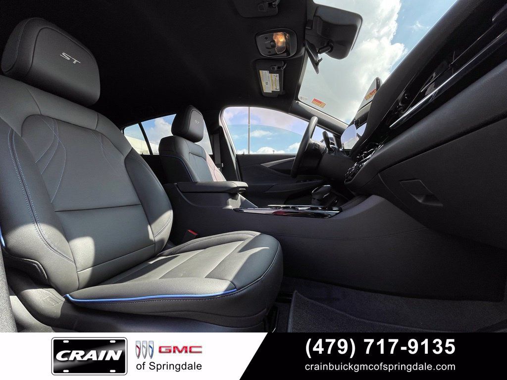 Used 2026 Buick Envista Sport Touring w/ Convenience I Package FWD image 29