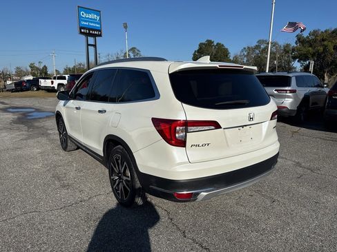 Used 2019 Honda Pilot Touring image 5