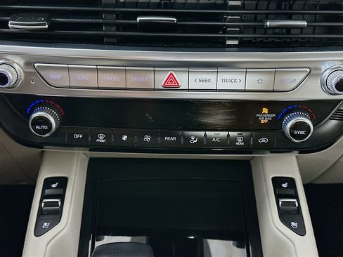 Used 2020 Kia Telluride EX FWD image 18