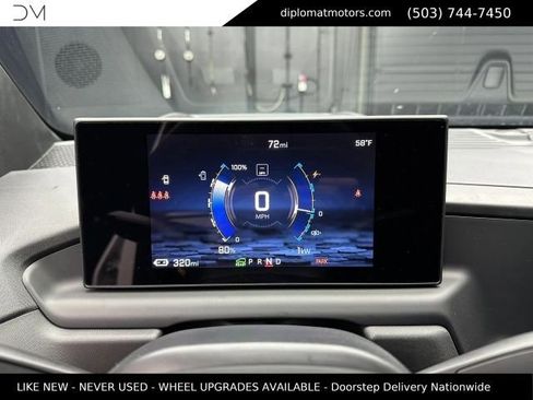 Used 2024 Chevrolet Silverado EV W/T AWD/4WD image 33
