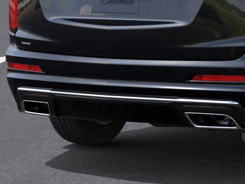 New 2025 Cadillac XT6 Luxury image 14