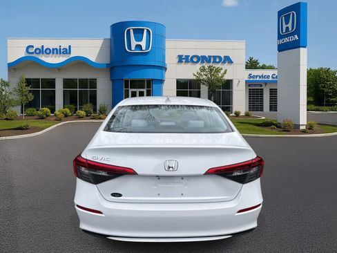 Used 2023 Honda Civic EX image 5