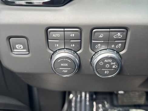 Used 2026 GMC Sierra 1500 AT4 w/ AT4 Premium Package AWD/4WD image 42