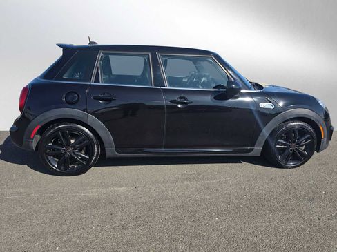 Used 2019 MINI Cooper S w/ Premium Package FWD image 2