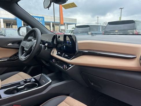 New 2026 Chevrolet Equinox ACTIV image 34