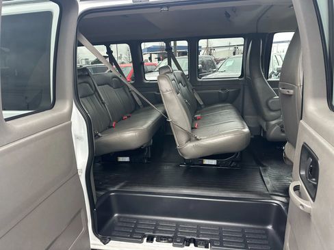 Used 2017 Chevrolet Express 2500 LS image 17