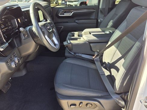 Used 2023 GMC Sierra 1500 SLE image 9