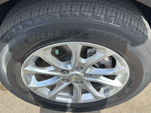 Used 2020 Chevrolet Equinox LT image 7