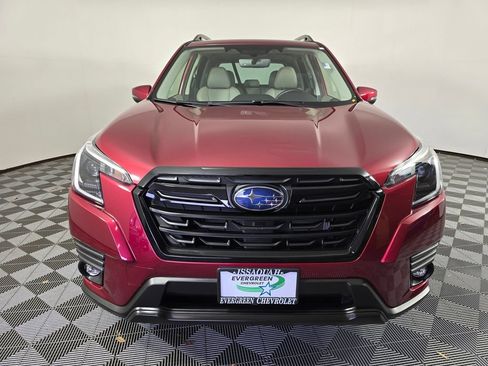 Used 2024 Subaru Forester Limited AWD/4WD image 2