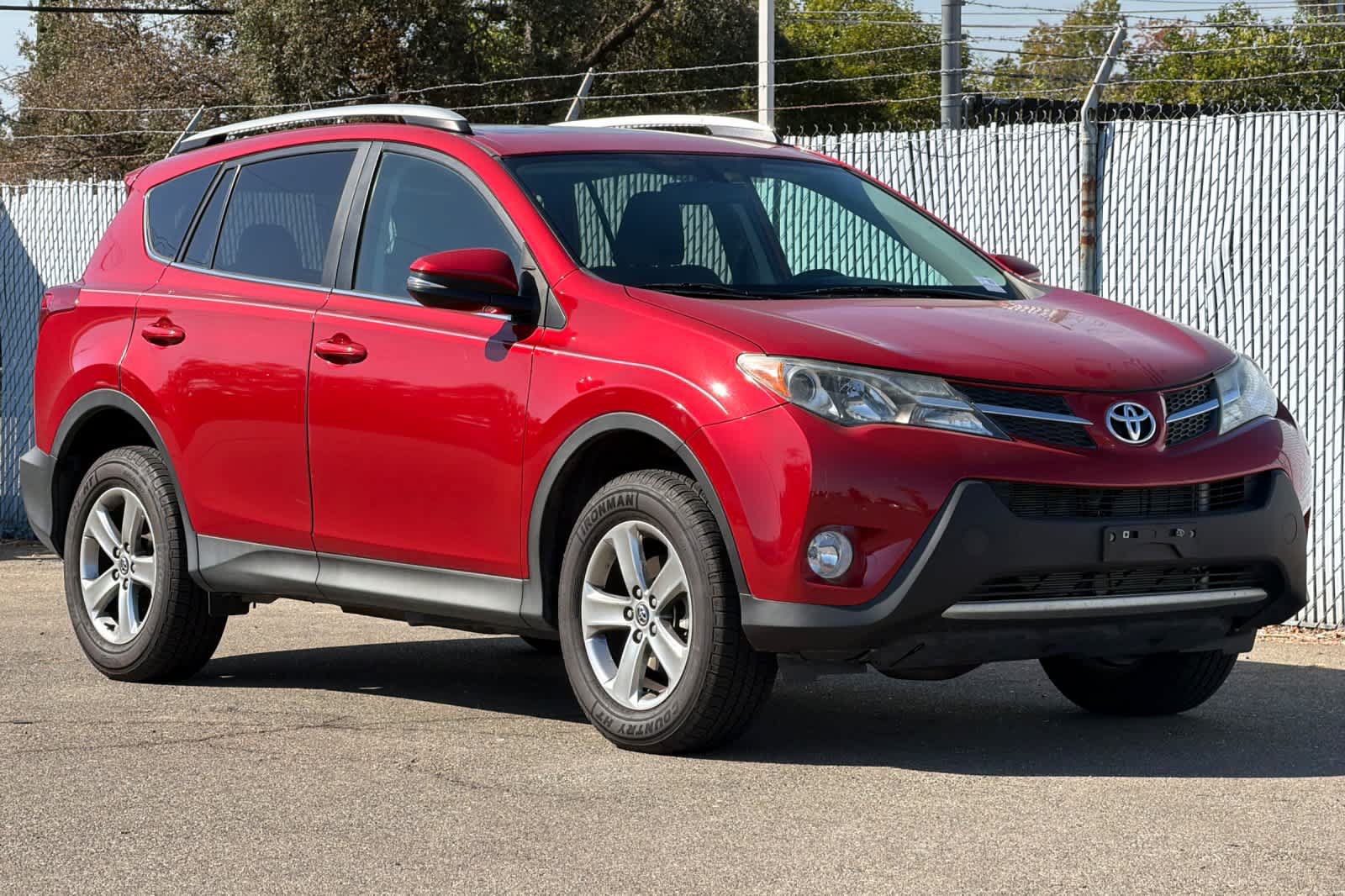 Used 2015 Toyota RAV4 XLE AWD/4WD image 7