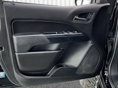 Used 2018 Chevrolet Colorado ZR2 AWD/4WD image 19