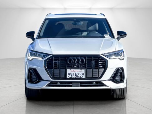 Certified 2025 Audi Q3 2.0T Premium Plus w/ Premium Plus Package image 7